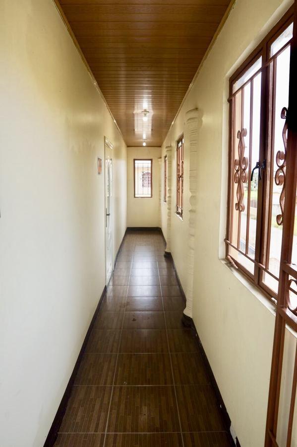 Studio 27 Inn Piarco ภายนอก รูปภาพ
