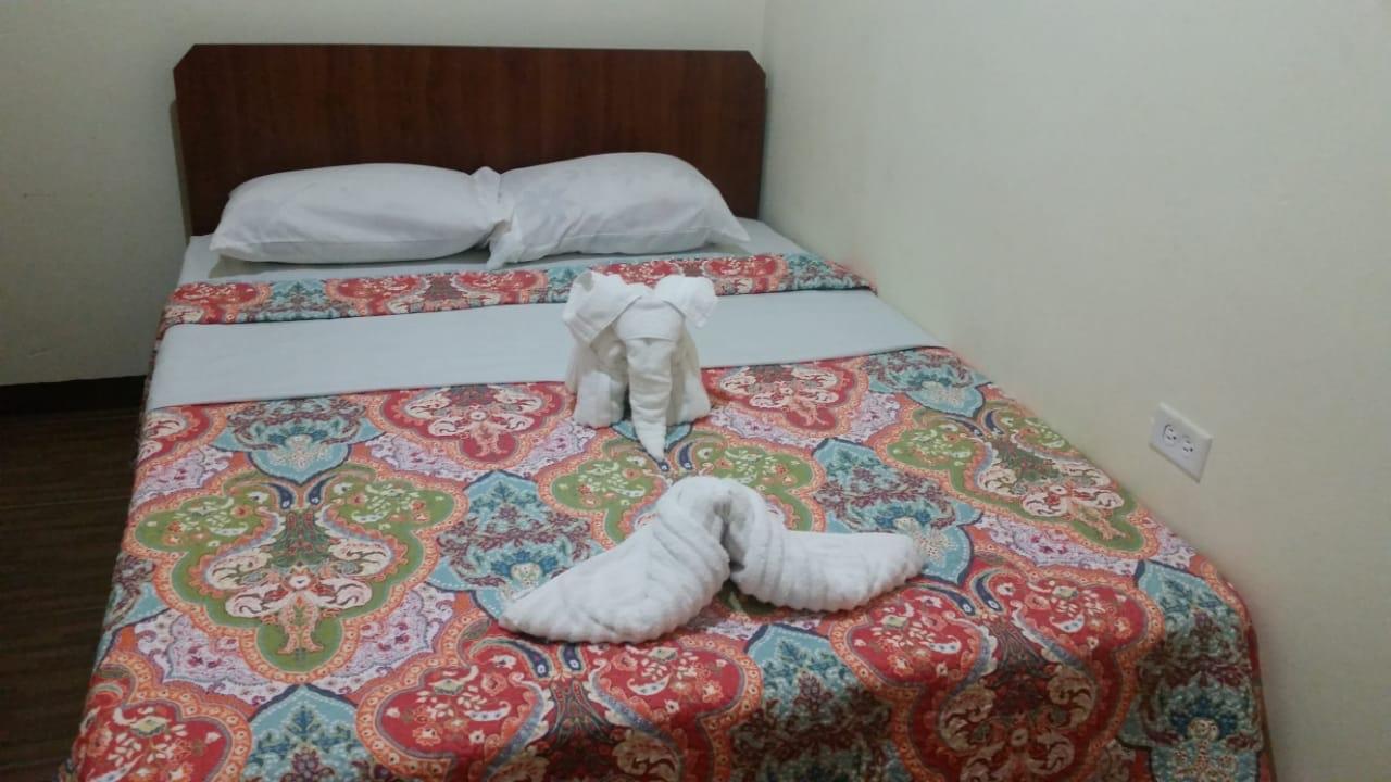 Studio 27 Inn Piarco ภายนอก รูปภาพ