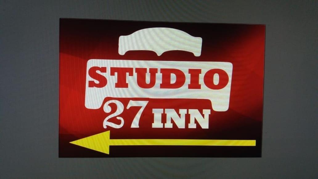 Studio 27 Inn Piarco ภายนอก รูปภาพ